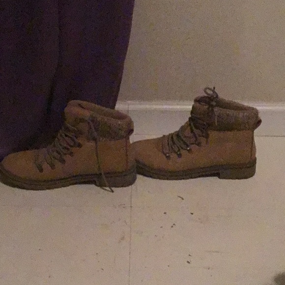 Timbs - Picture 4 of 4